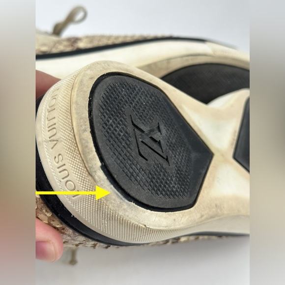 Louis Vuitton Sprinter High-top Sneaker - Python Leather Size 9.5 LV/ 11 USA - Picture 15 of 16